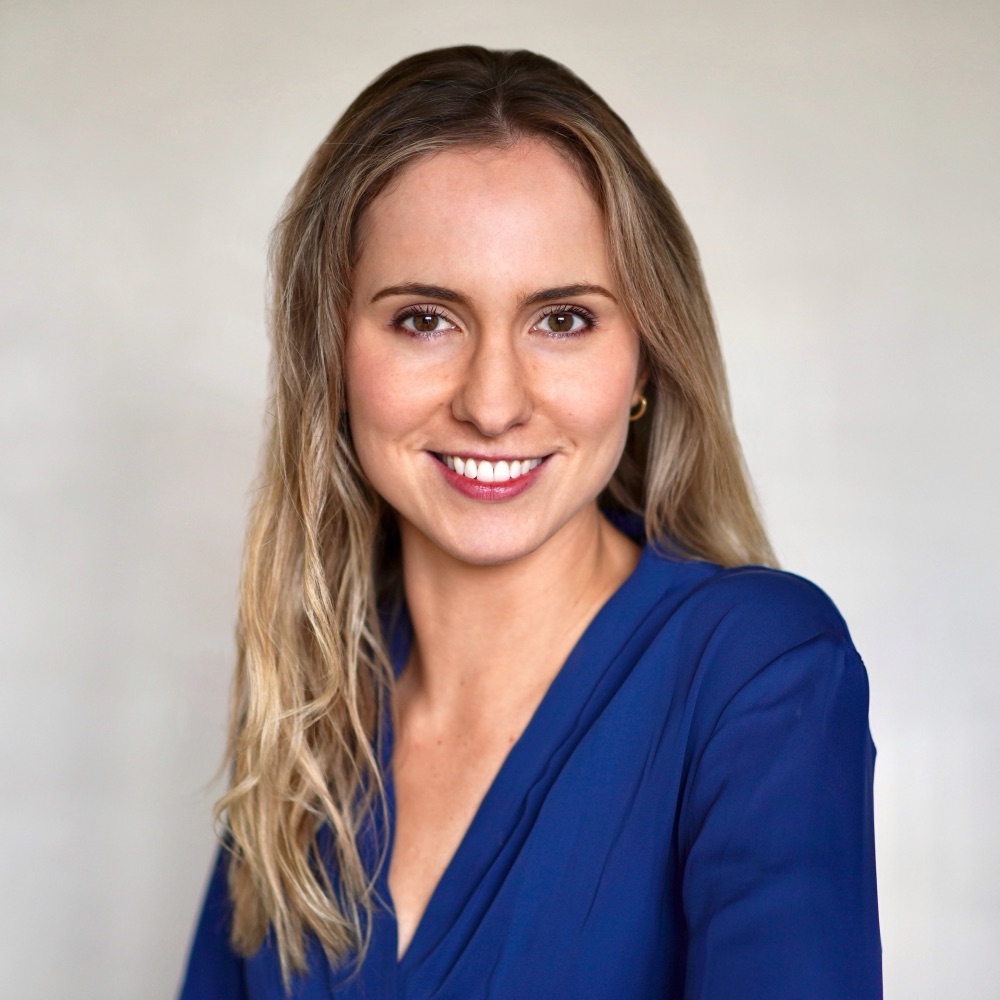Miss Gemma Manasseh, Consultant Ophthalmologist and Oculoplastic Surgeon